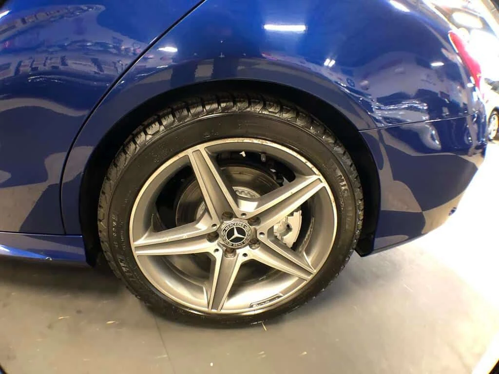 Mercedes-Benz C 300 * AMG PKG 4MATIC LEATHER PAN/ROOF NAVI CAMERA * CA, снимка 11 - Автомобили и джипове - 54139373