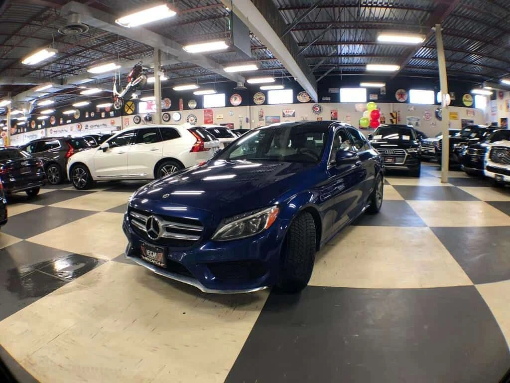 Mercedes-Benz C 300 * AMG PKG 4MATIC LEATHER PAN/ROOF NAVI CAMERA * CA, снимка 4 - Автомобили и джипове - 54139373