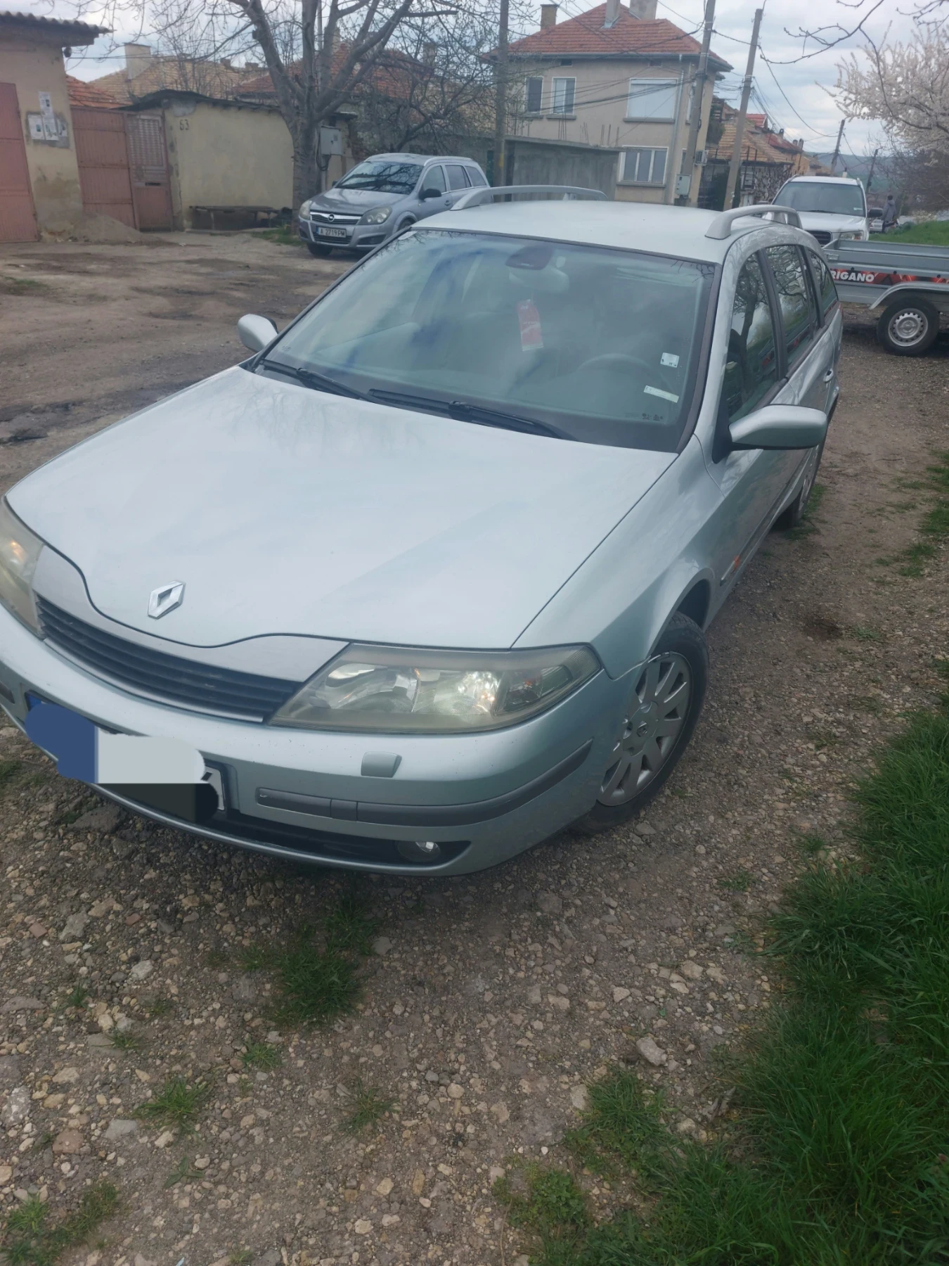 Renault Laguna, снимка 2 - Автомобили и джипове - 54170336