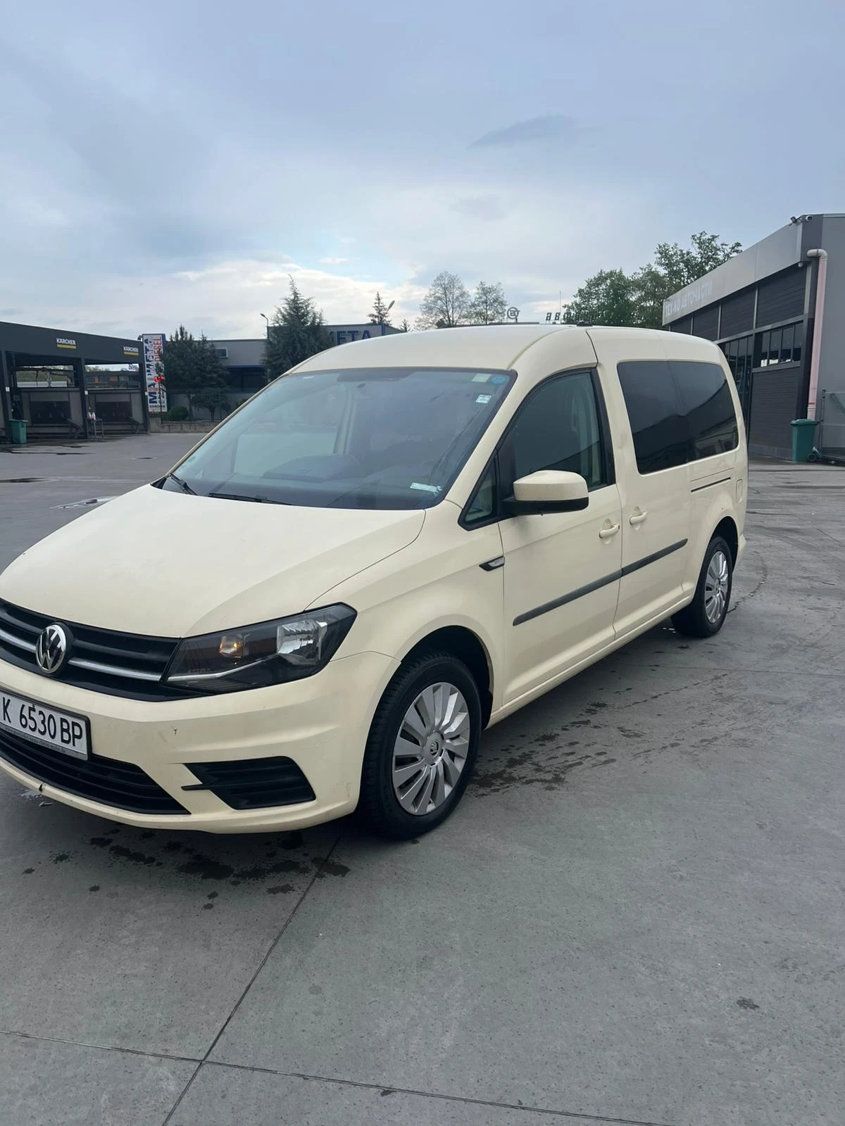 VW Caddy, снимка 13 - Автомобили и джипове - 54359825
