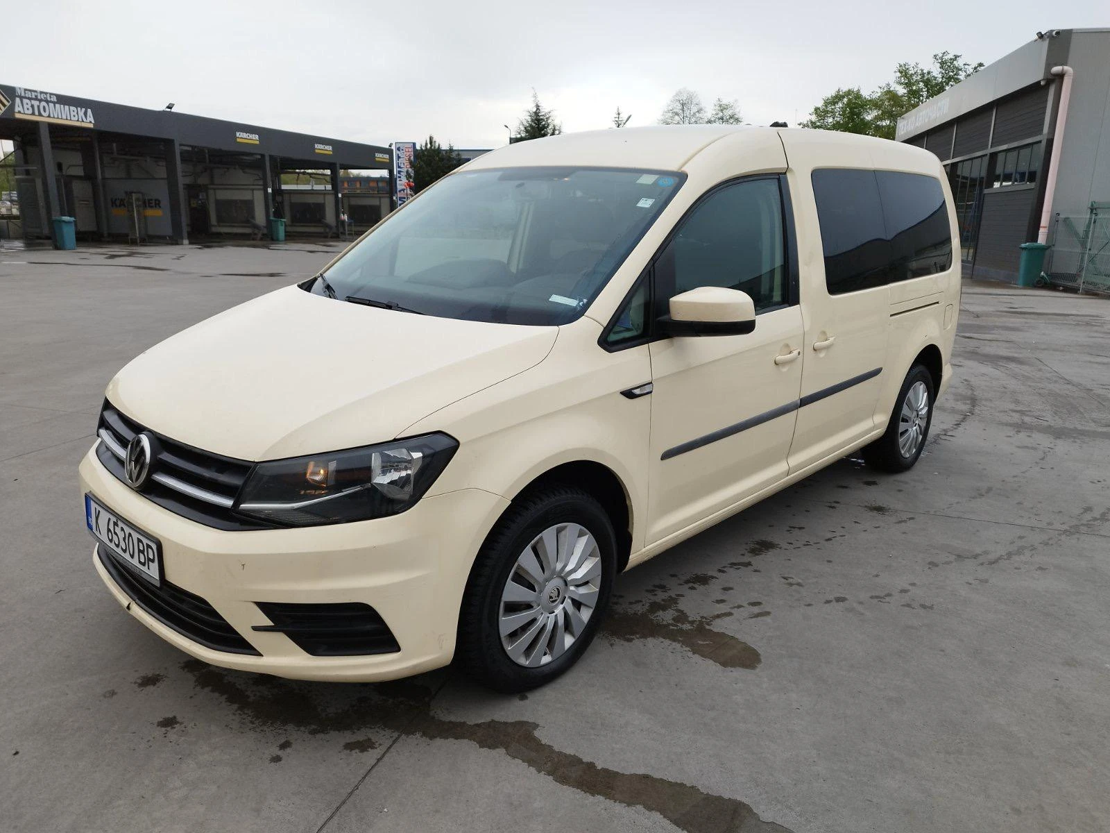 VW Caddy, снимка 4 - Автомобили и джипове - 54359825
