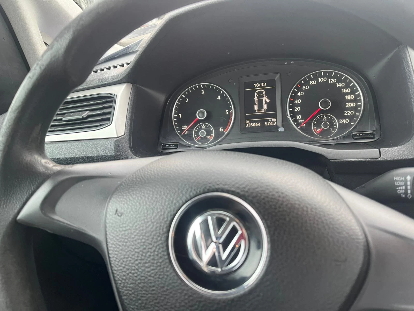 VW Caddy, снимка 10 - Автомобили и джипове - 54359825