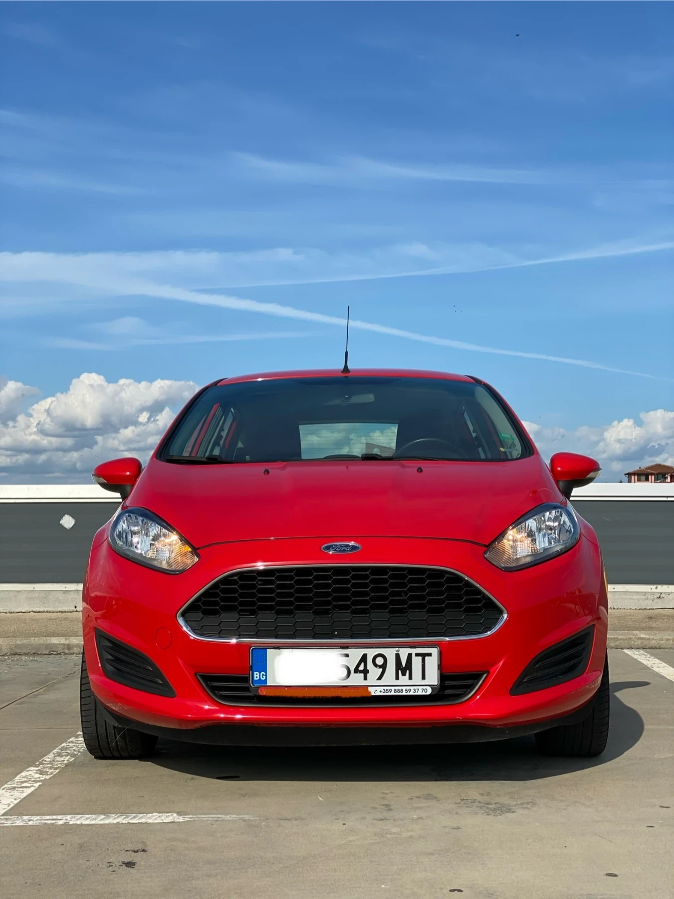 Ford Fiesta 1.25 перфектна, снимка 2 - Автомобили и джипове - 54512221
