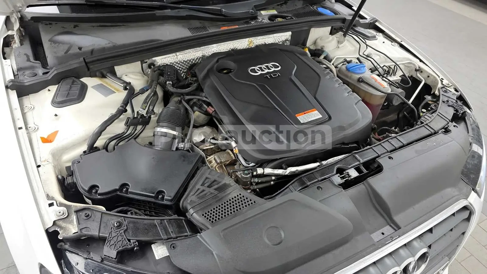 Audi A4 2.0TDI| КАМЕРА| ПОДГРЕВ| ШИБИРАХ| ВКЛ.ТЕХНОТЕСТ, снимка 16 - Автомобили и джипове - 54627992
