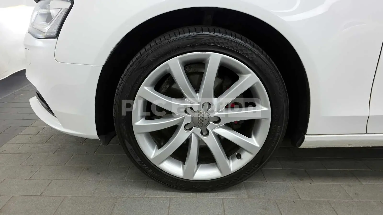 Audi A4 2.0TDI| КАМЕРА| ПОДГРЕВ| ШИБИРАХ| ВКЛ.ТЕХНОТЕСТ, снимка 17 - Автомобили и джипове - 54627992