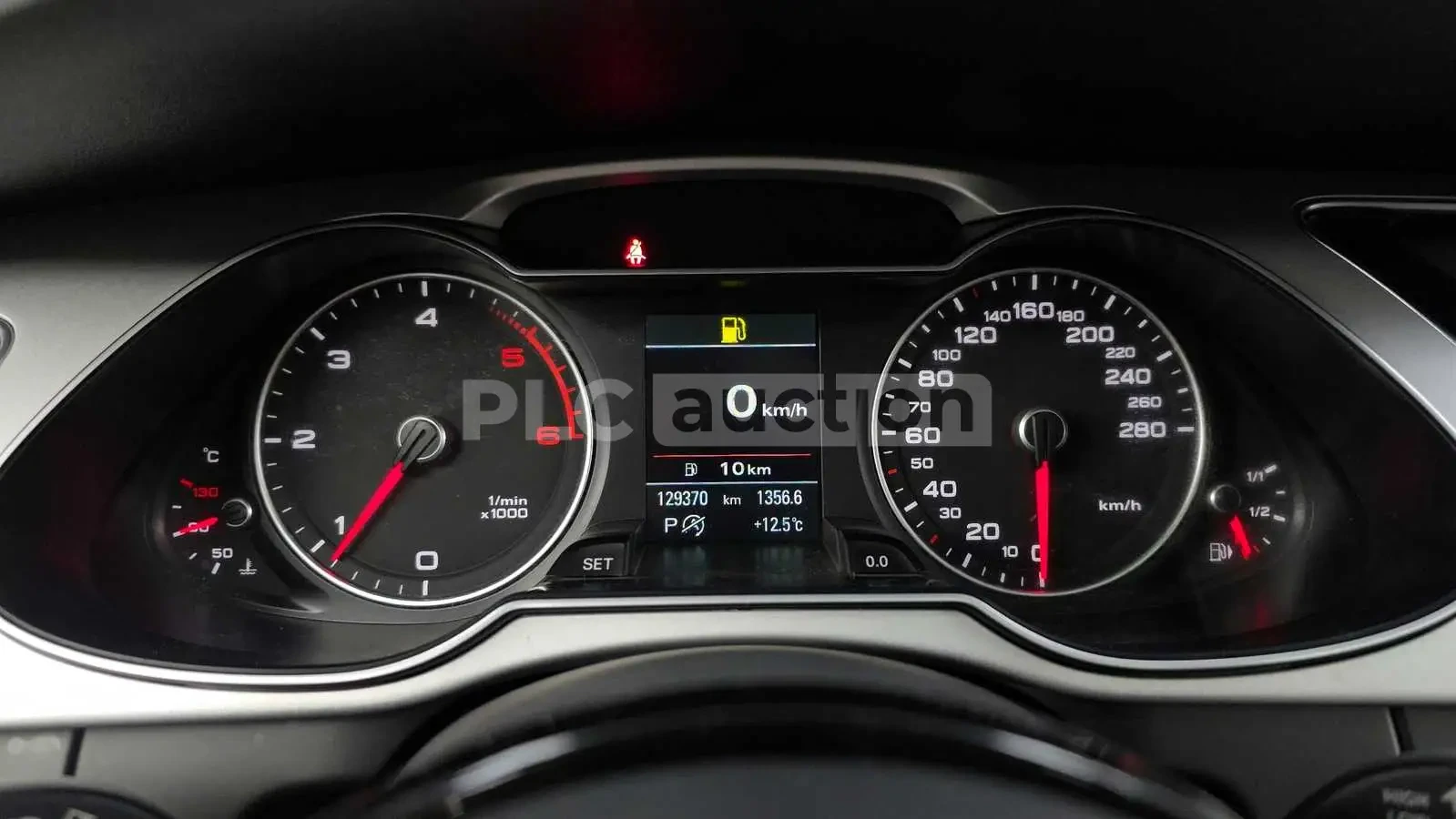 Audi A4 2.0TDI| КАМЕРА| ПОДГРЕВ| ШИБИРАХ| ВКЛ.ТЕХНОТЕСТ, снимка 8 - Автомобили и джипове - 54627992