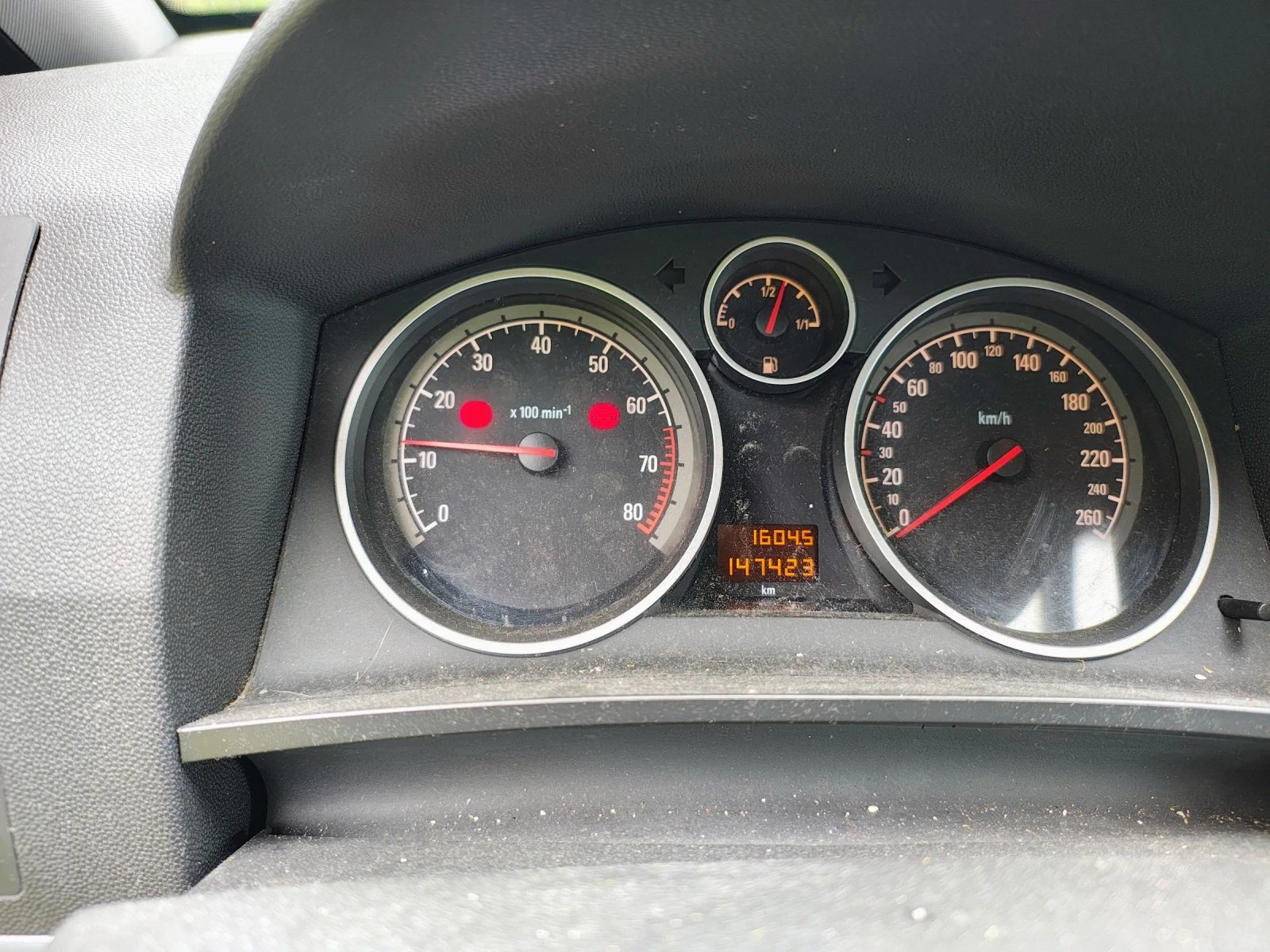 Opel Zafira 1.6 i Twinport , снимка 9 - Автомобили и джипове - 54727039