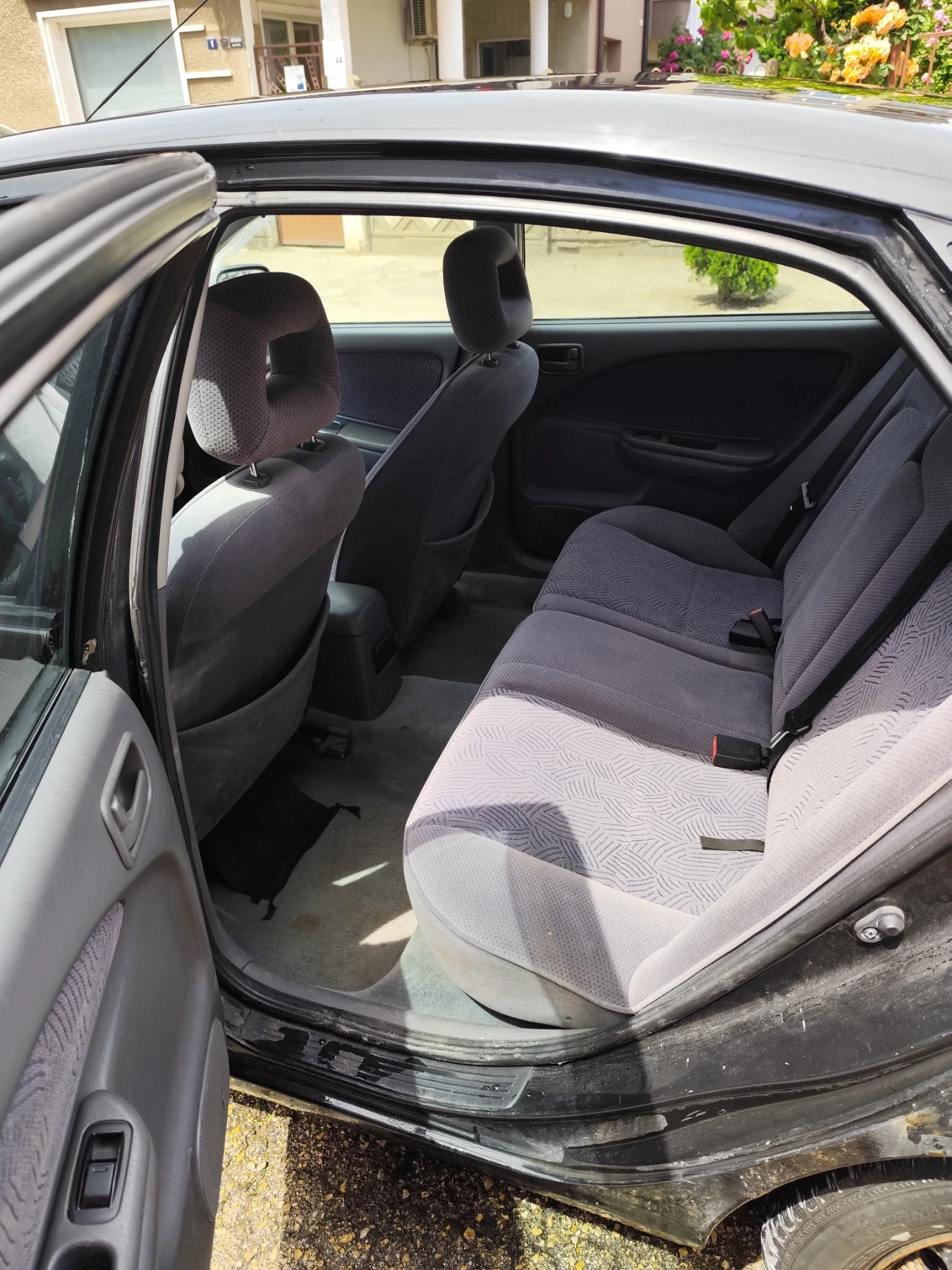 Toyota Avensis T22, снимка 8 - Автомобили и джипове - 54793548