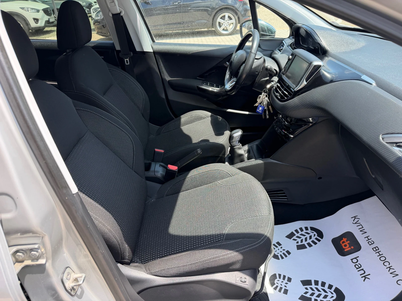 Peugeot 208 1.6d/100hp/NAVI/PANORAMA/CAMERA/, снимка 11 - Автомобили и джипове - 54857871