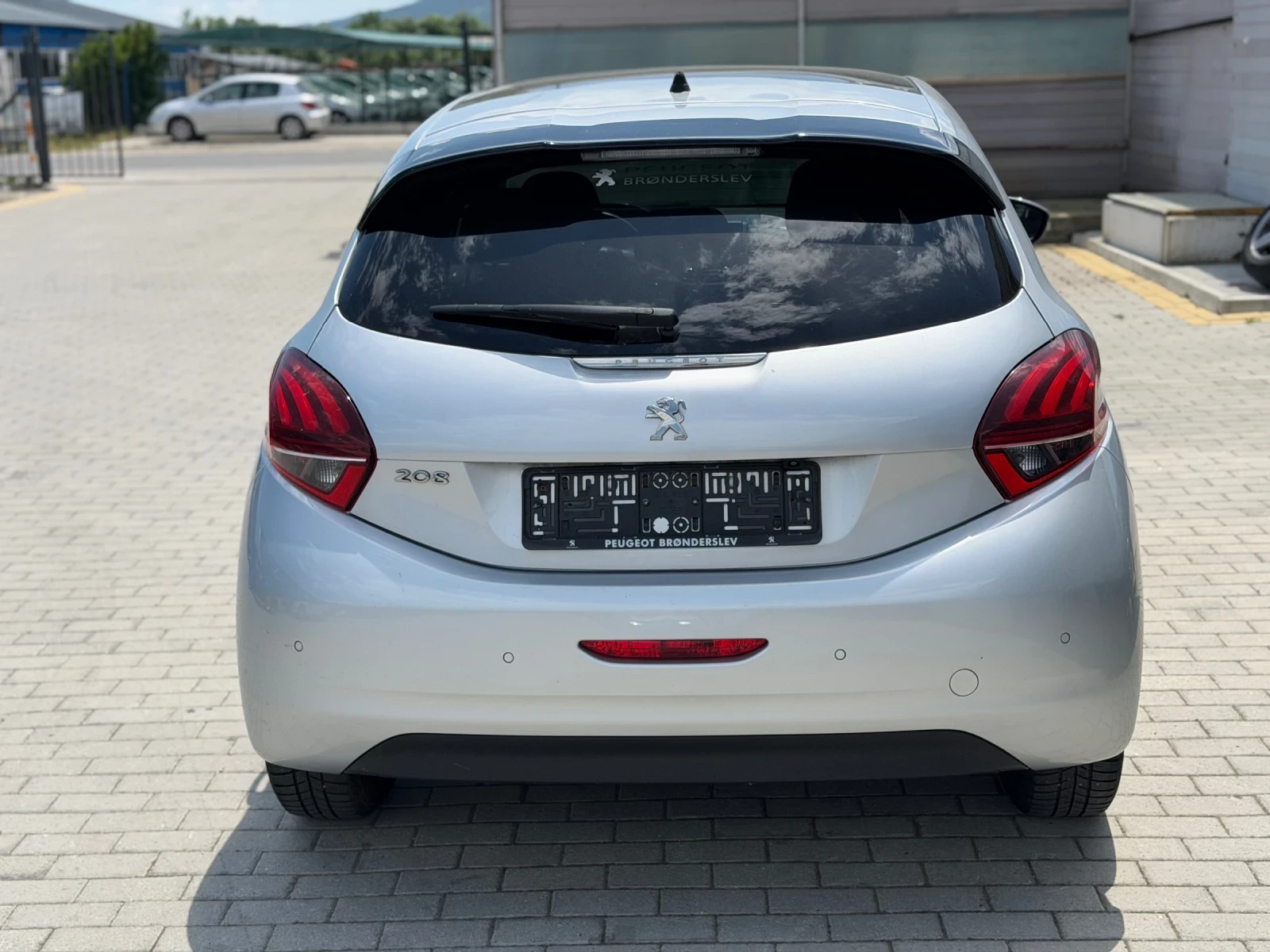 Peugeot 208 1.6d/100hp/NAVI/PANORAMA/CAMERA/, снимка 5 - Автомобили и джипове - 54857871