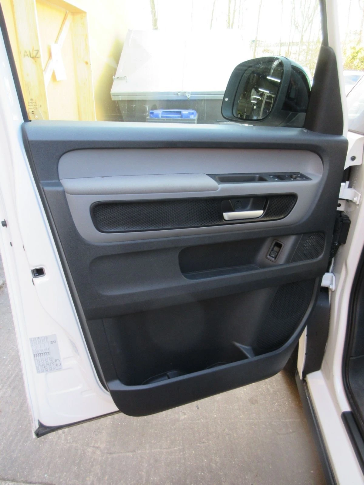 VW ID.Buzz 150kw, снимка 7 - Автомобили и джипове - 54932363