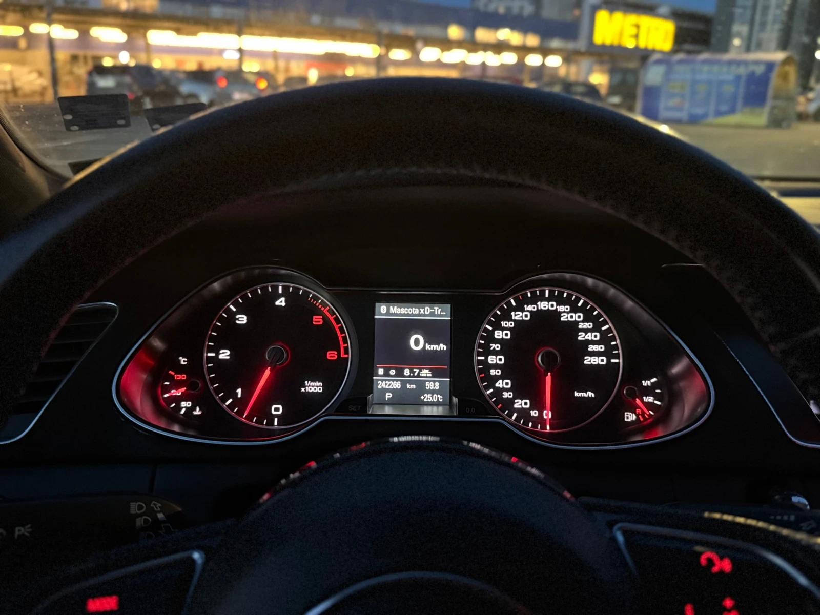 Audi A4 3.0 TDI, снимка 12 - Автомобили и джипове - 55016144