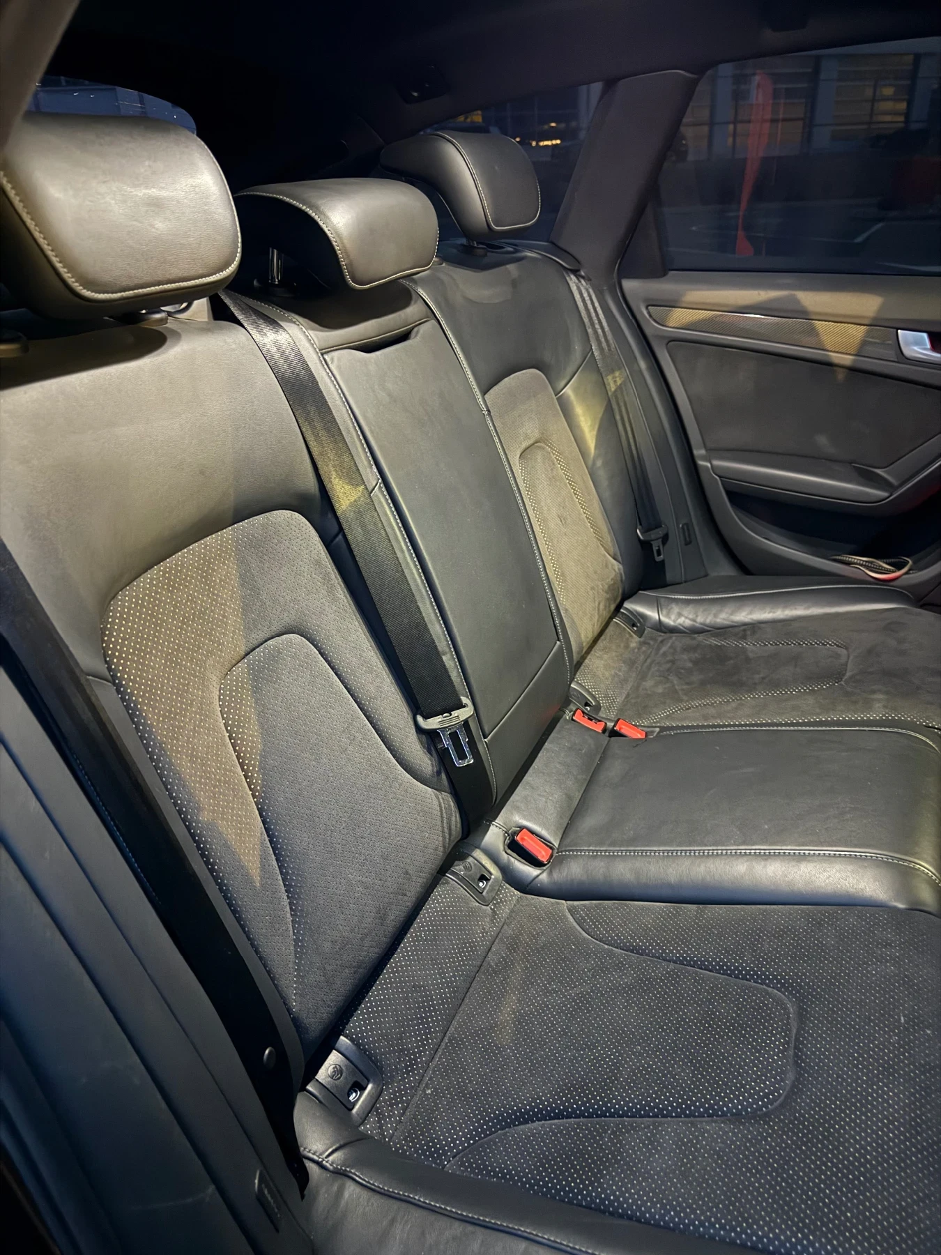Audi A4 3.0 TDI, снимка 8 - Автомобили и джипове - 55016144