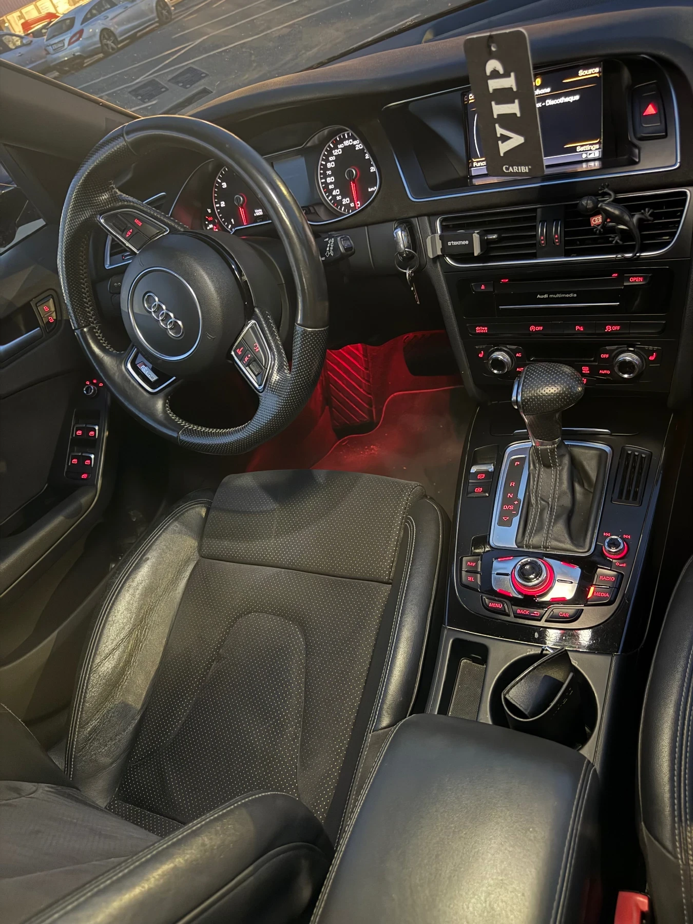 Audi A4 3.0 TDI, снимка 9 - Автомобили и джипове - 55016144