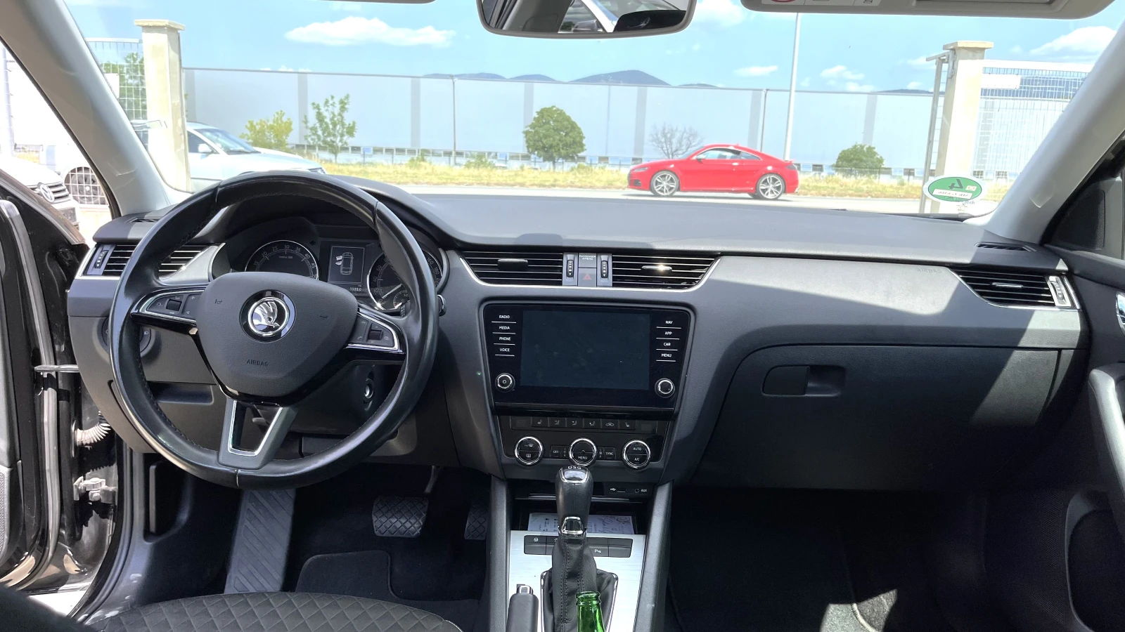 Skoda Octavia 5E 2.0TDI, снимка 10 - Автомобили и джипове - 55130364