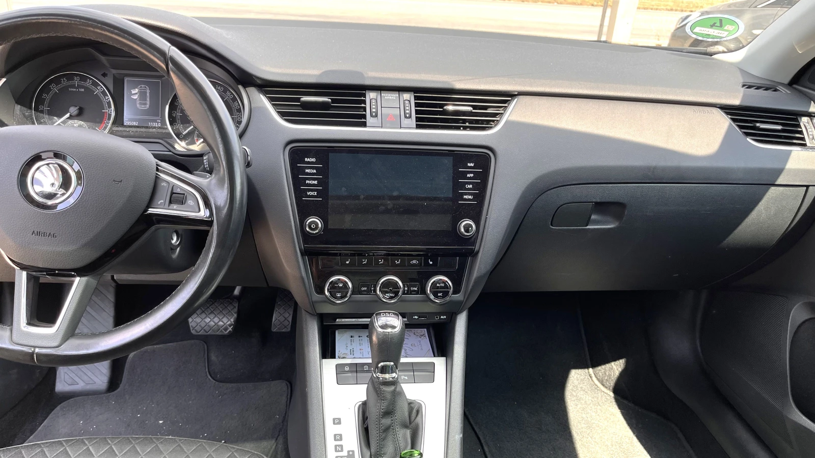 Skoda Octavia 5E 2.0TDI, снимка 12 - Автомобили и джипове - 55130364