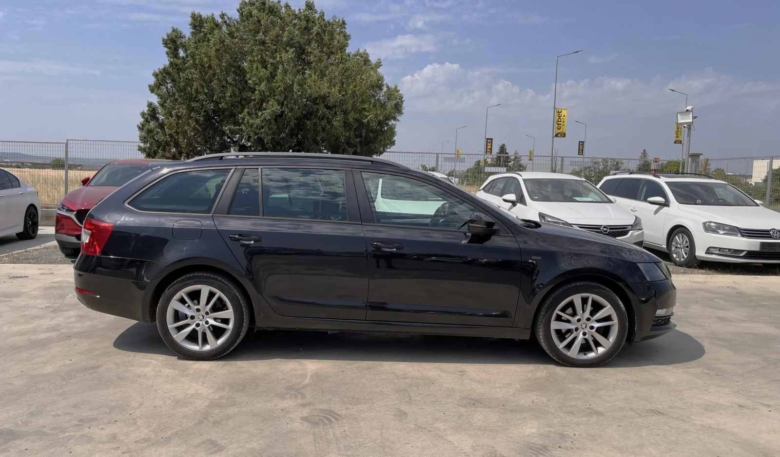 Skoda Octavia 5E 2.0TDI, снимка 3 - Автомобили и джипове - 55130364