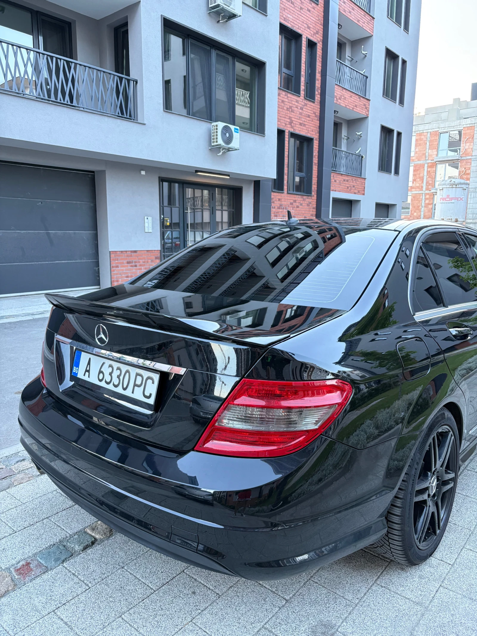 Mercedes-Benz C 180, снимка 5 - Автомобили и джипове - 55257019