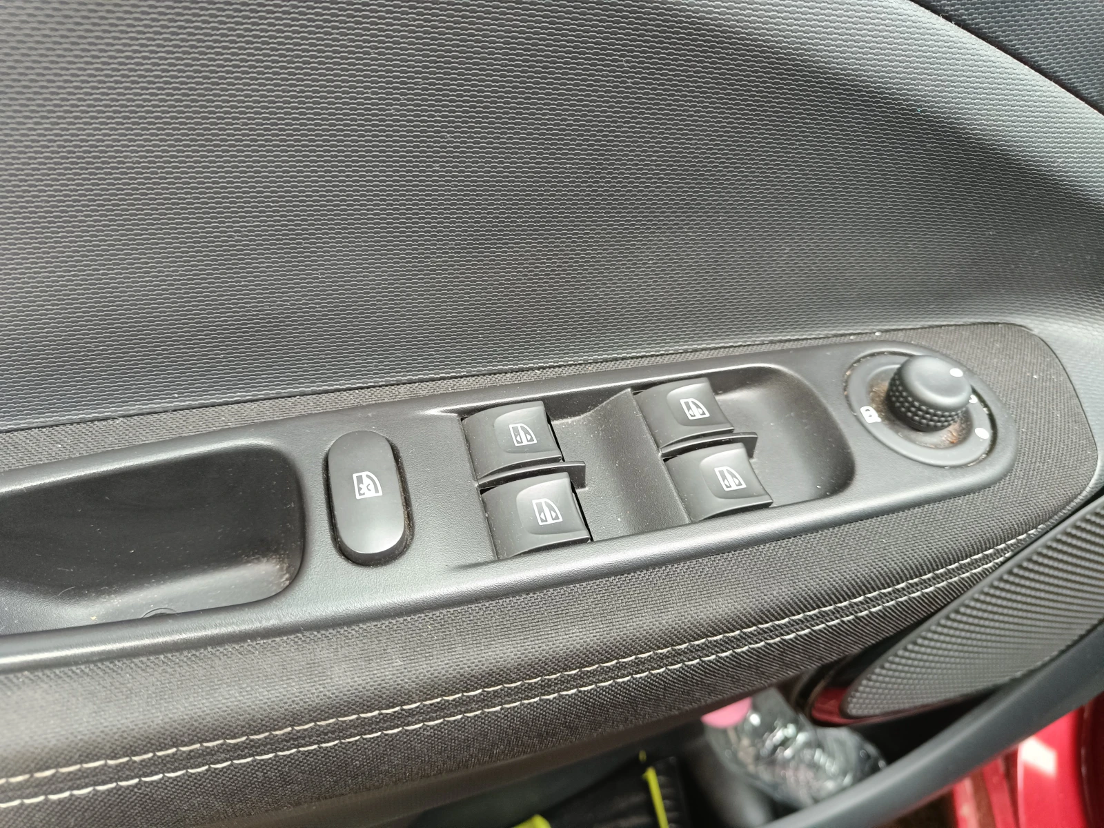 Renault Zoe, снимка 8 - Автомобили и джипове - 55439330