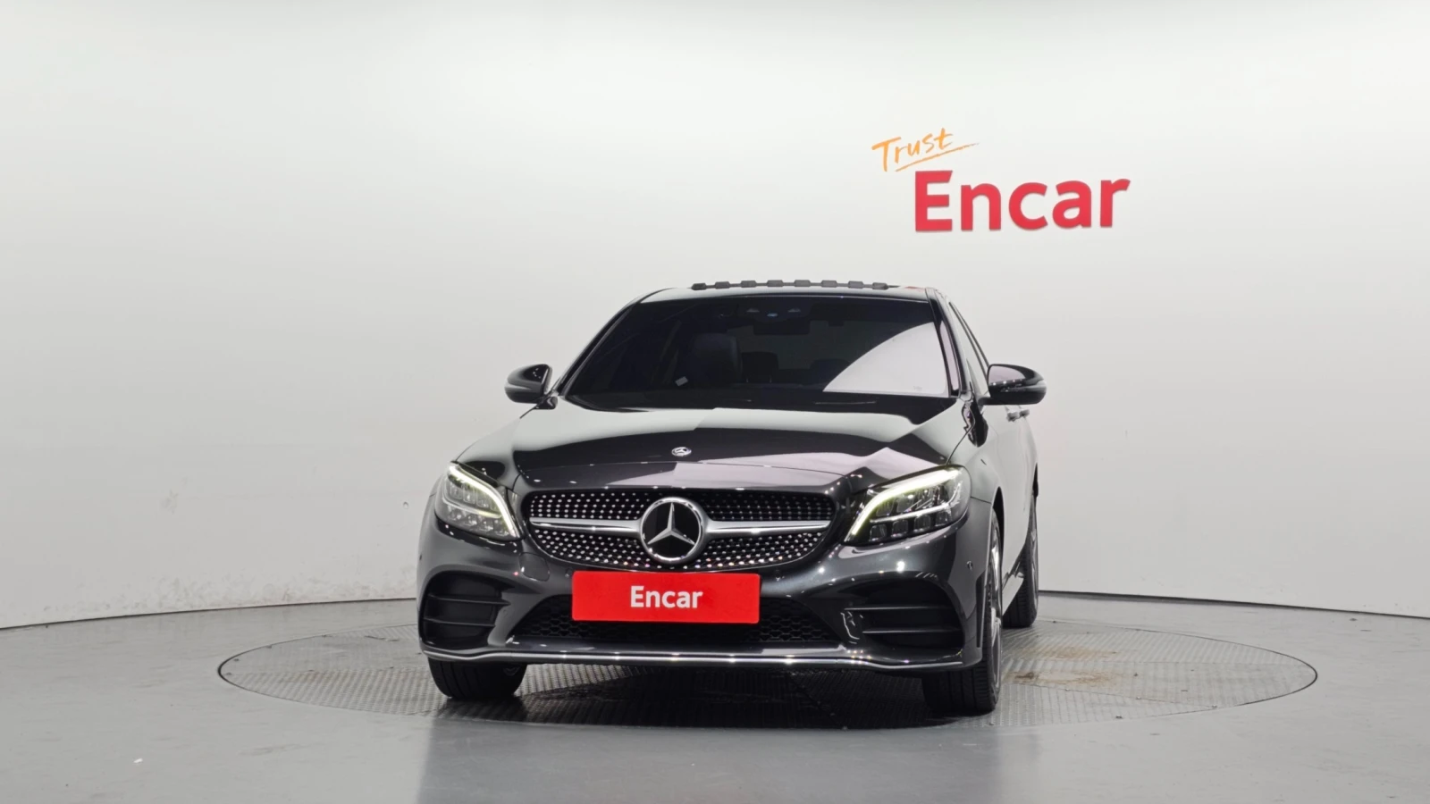 Mercedes-Benz C 200 AMG Line | Adaptive Cruise | Sunroof | Memory, снимка 3 - Автомобили и джипове - 56130569