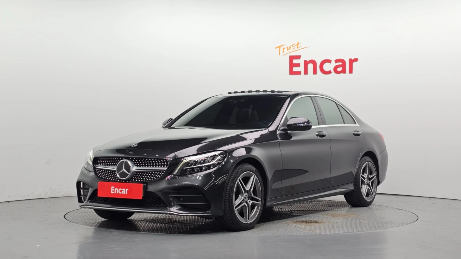 Mercedes-Benz C 200 AMG Line | Adaptive Cruise | Sunroof | Memory