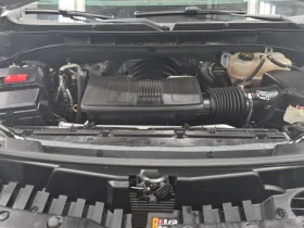 Cadillac Escalade 4WD SPORT PLATINUM * CARFAX * БЕЗ ПЪРВОНАЧАЛНА, снимка 17