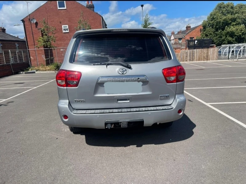 Toyota Sequoia Platinum-ГАЗ-RWD, снимка 5 - Автомобили и джипове - 46687898