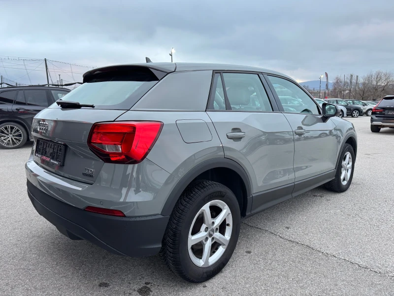 Audi Q2 2.0TDI-4X4-AUT-NAVI-КАМЕРА-КОЖА-ДИСТРОНИК, снимка 4 - Автомобили и джипове - 48344688