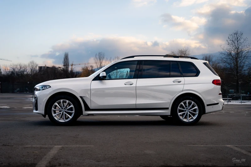 BMW X7 M40I Xdrive 57k km, снимка 2 - Автомобили и джипове - 49230534