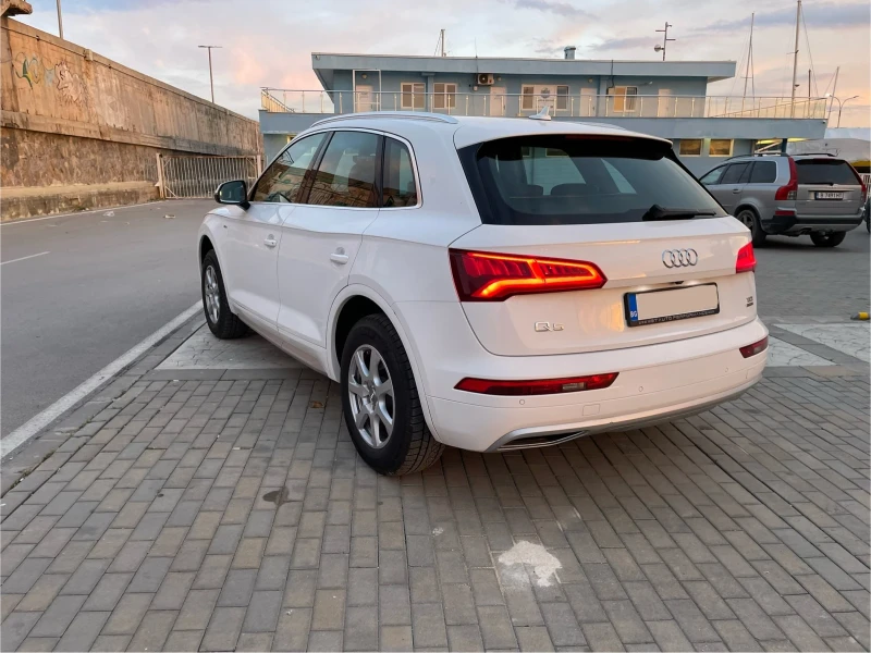 Audi Q5, снимка 4 - Автомобили и джипове - 51895588