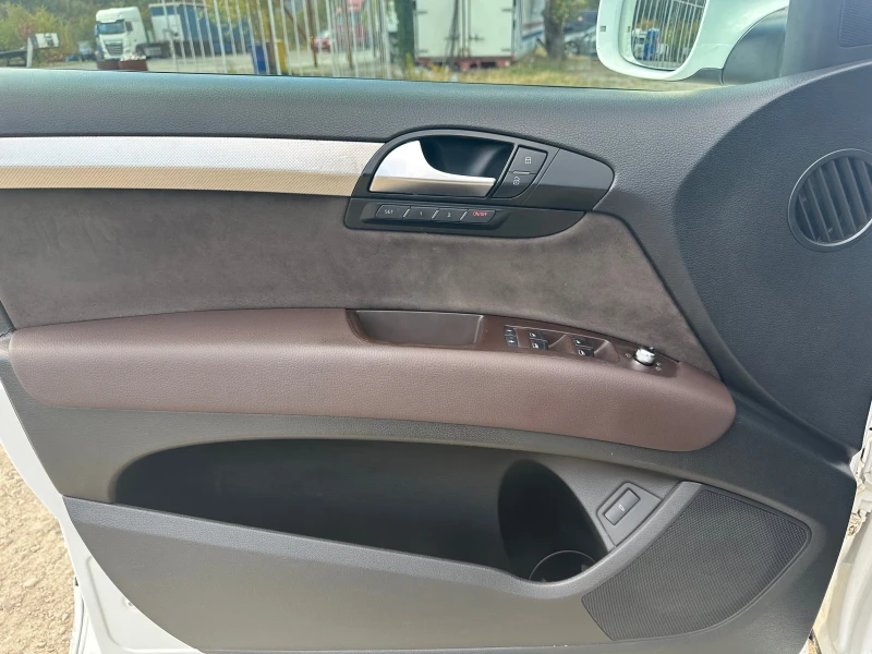 Audi Q7 3.0TDi FASE 8ZF СМЕНЕНИ ВЕРИГИ, снимка 16 - Автомобили и джипове - 52159094