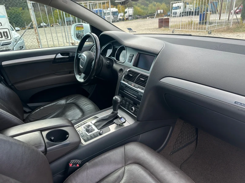 Audi Q7 3.0TDi FASE 8ZF СМЕНЕНИ ВЕРИГИ, снимка 14 - Автомобили и джипове - 52159094