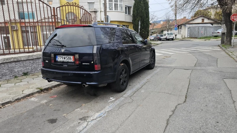 Cadillac Srx, снимка 14 - Автомобили и джипове - 52639404