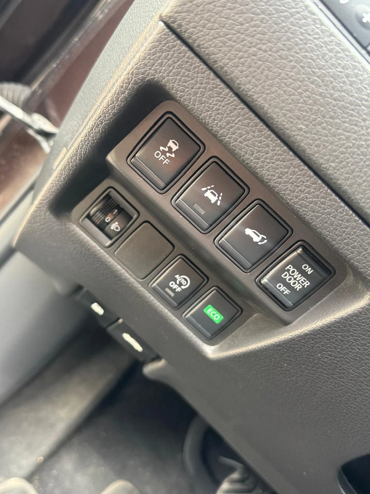 Nissan X-trail 149000км* NAVI* КАМЕРИ 360* 4WD* LED* 01.2019г - изображение 4