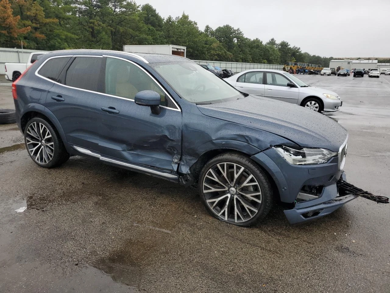 Volvo XC60 T6 INSCRIPTION - изображение 4