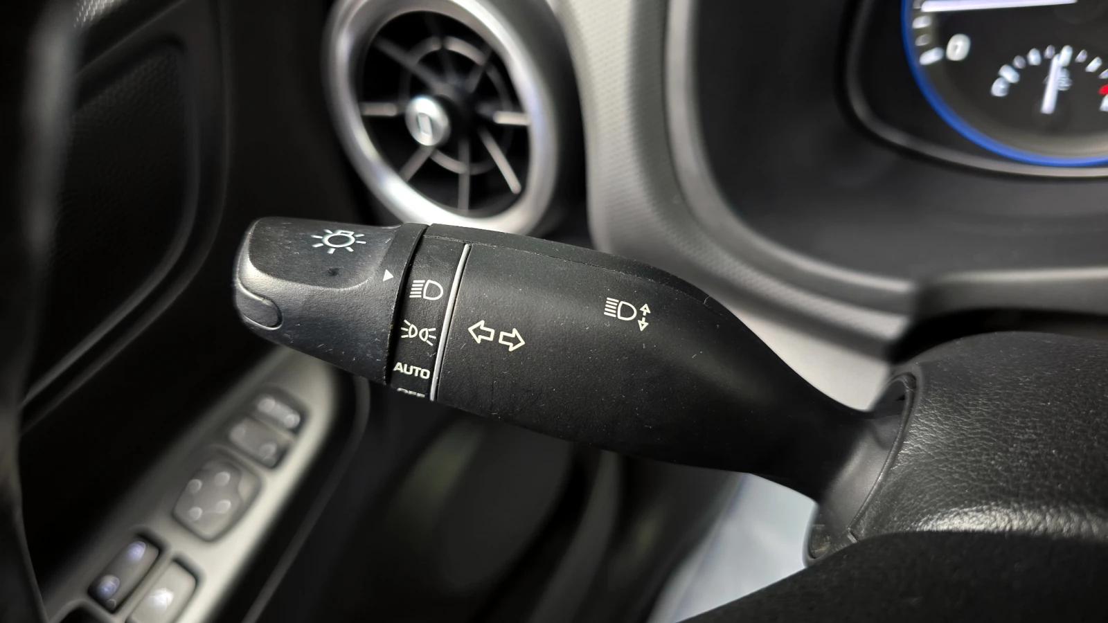 Hyundai Kona 2.0 2WD SMART  | Mobile.bg   15