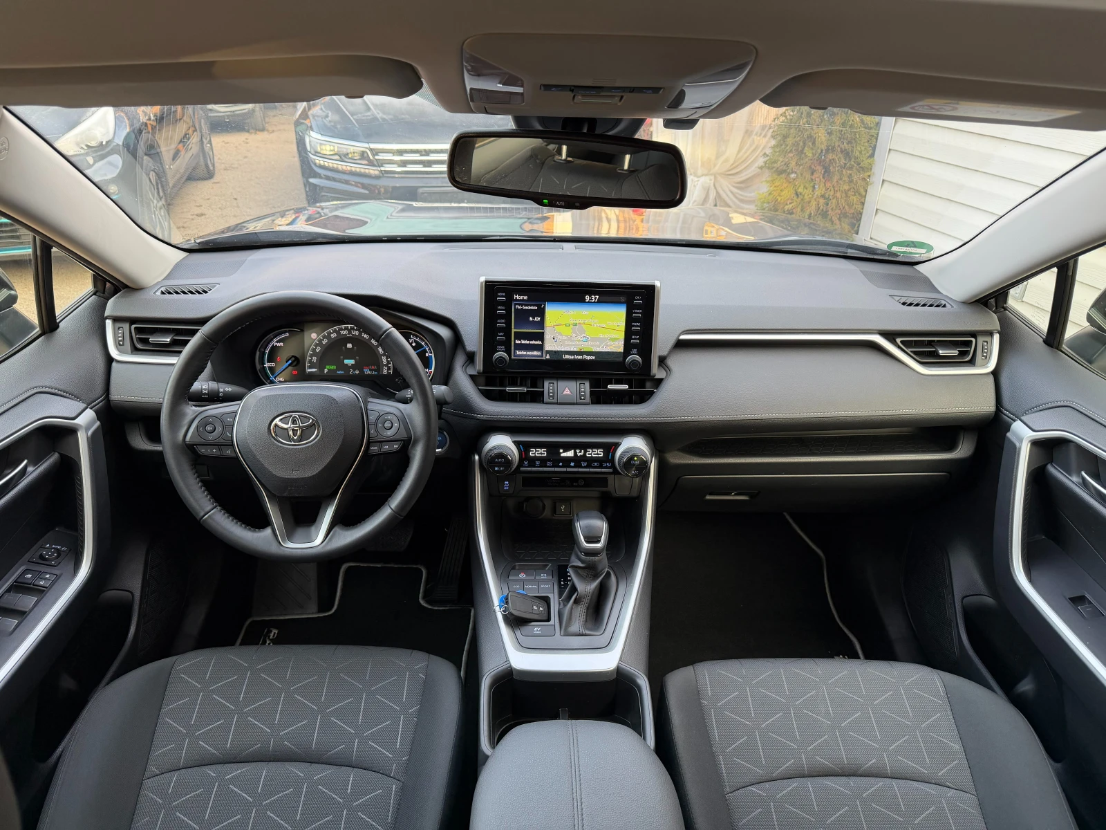 Toyota Rav4 2.5 Hybrid* СЕРВИЗНА КНИЖКА С ПЪЛНА ИСТОРИЯ - изображение 10