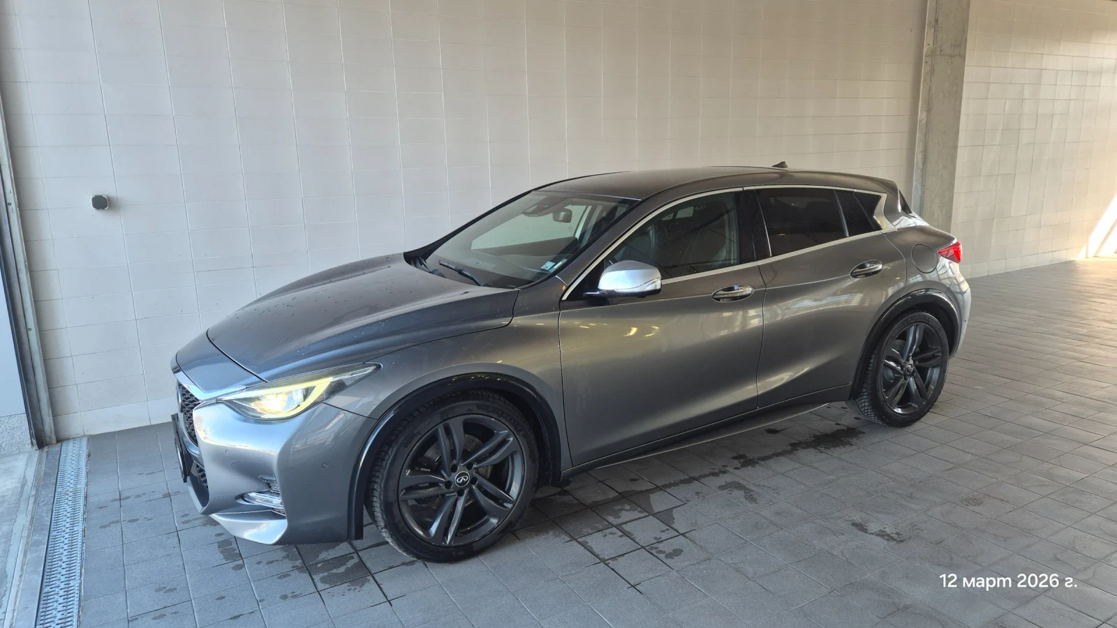 Infiniti Q30 S, снимка 3 - Автомобили и джипове - 53987922