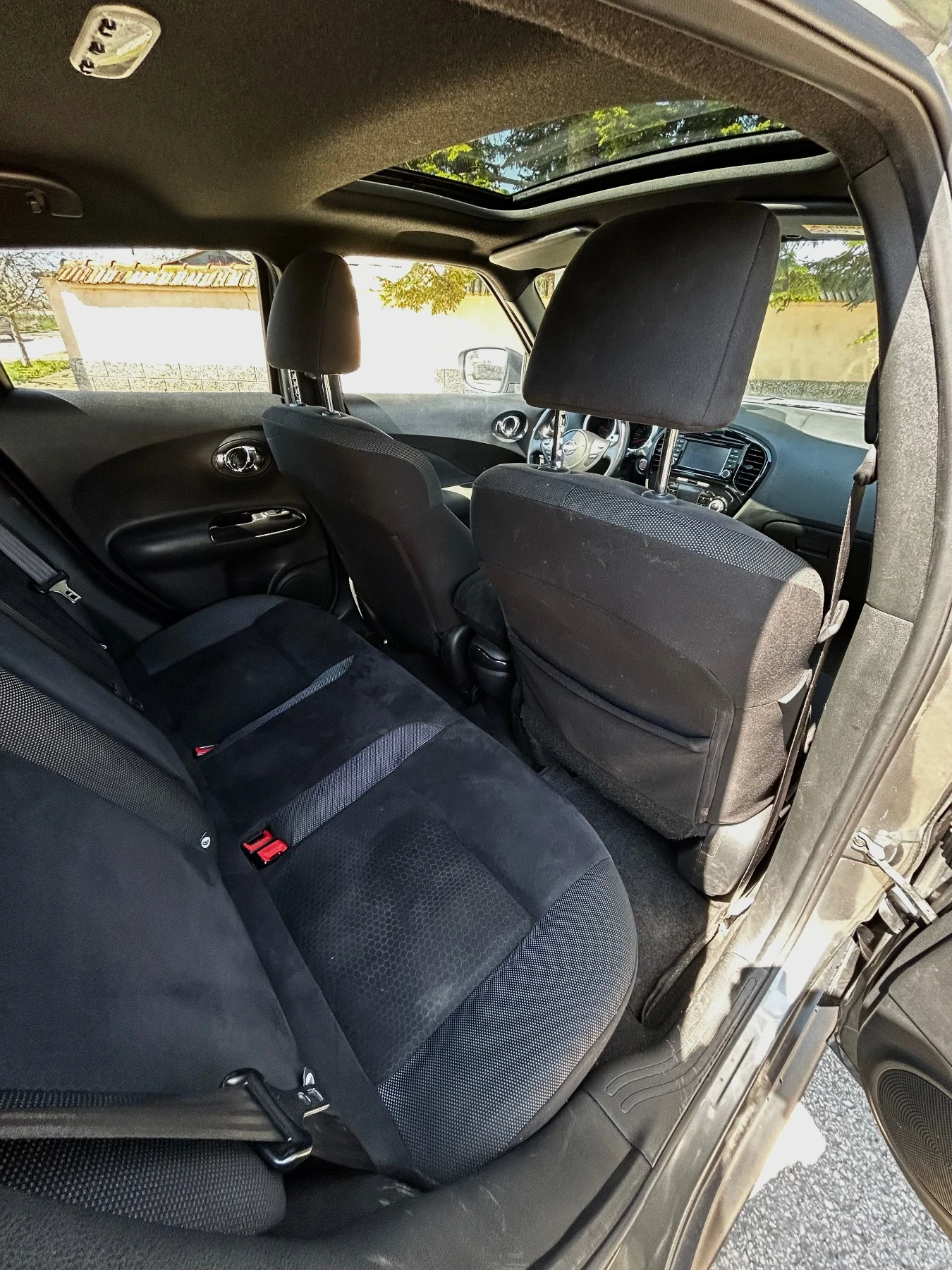 Nissan Juke TEKNA/360/PANO/NAVI/1.5DCI, снимка 8 - Автомобили и джипове - 54099046