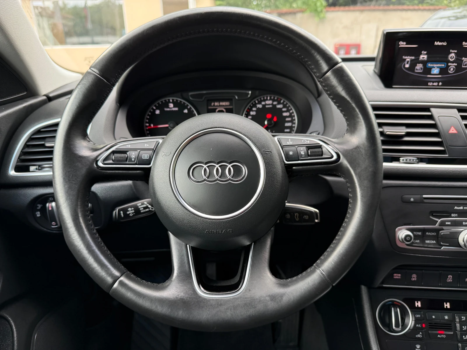 Audi Q3 2.0TDI Quattro Facelift - 150к.с. - EURO6b - ТОП! , снимка 13 - Автомобили и джипове - 54726826