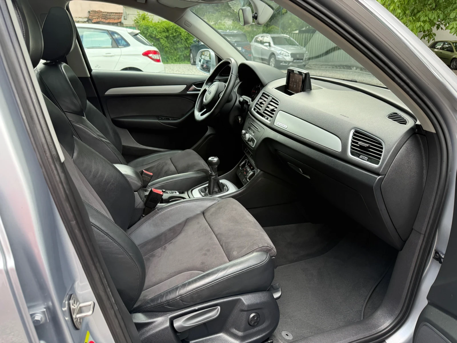 Audi Q3 2.0TDI Quattro Facelift - 150к.с. - EURO6b - ТОП! , снимка 14 - Автомобили и джипове - 54726826