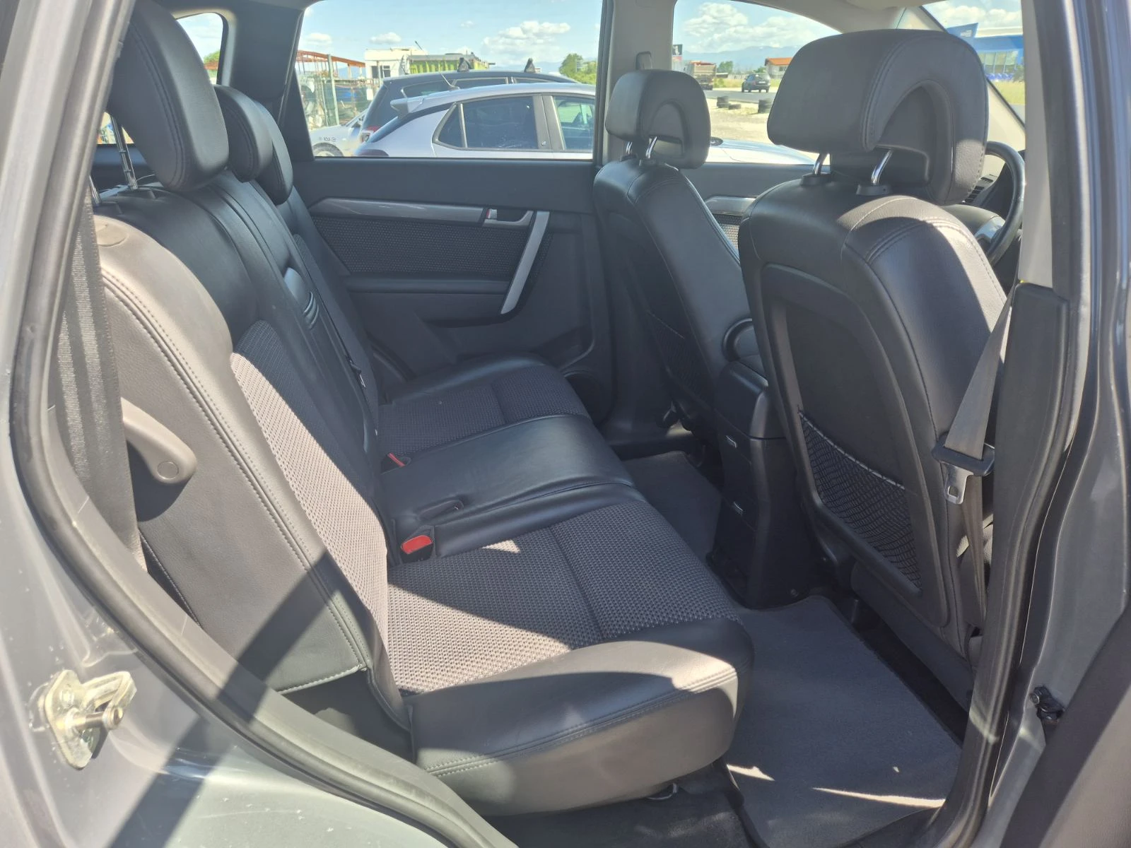 Chevrolet Captiva 2.0 D , снимка 12 - Автомобили и джипове - 54727787