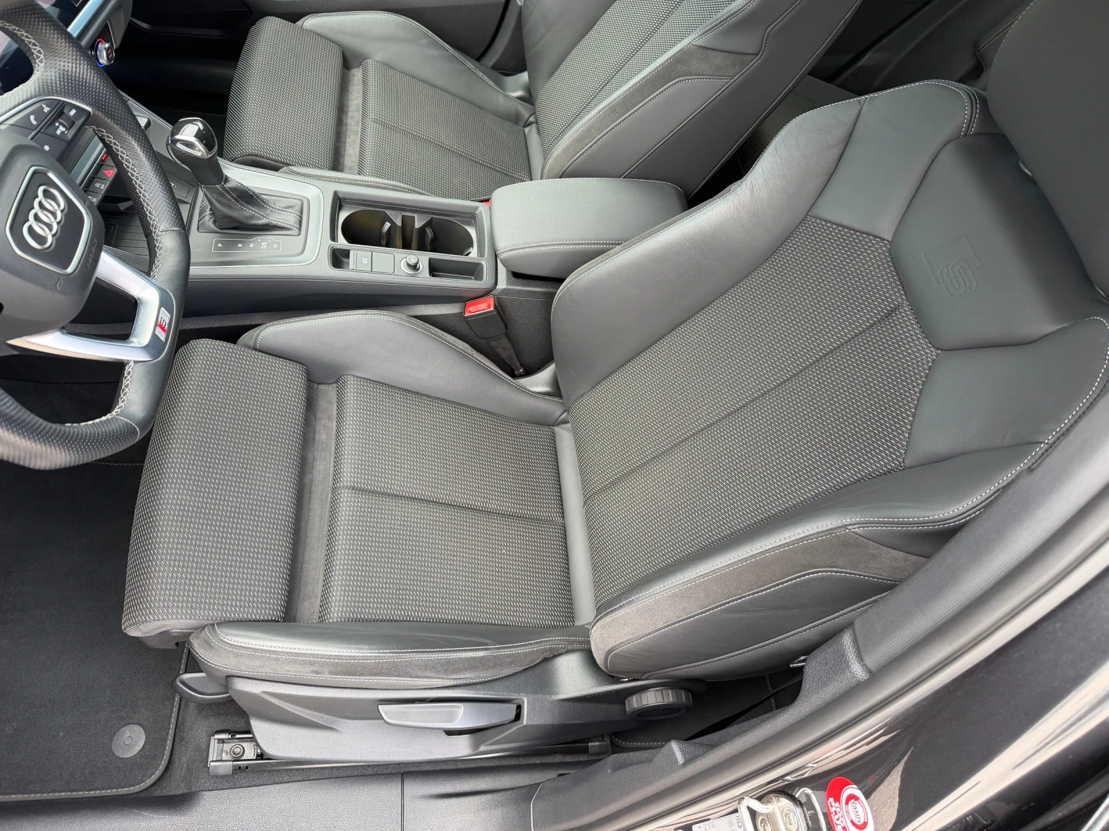Audi Q3 35TFSI S-line + Швейцария+ , снимка 9 - Автомобили и джипове - 54812184