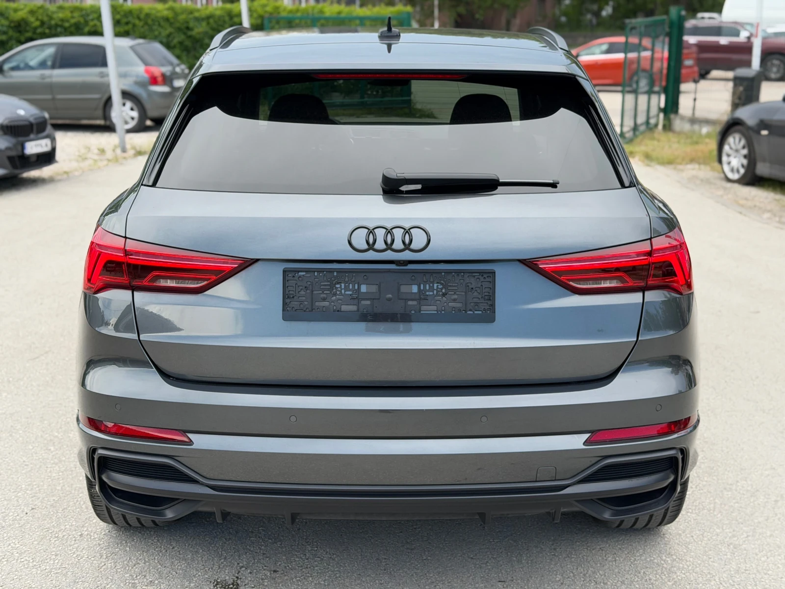 Audi Q3 35TFSI S-line + Швейцария+ , снимка 5 - Автомобили и джипове - 54812184