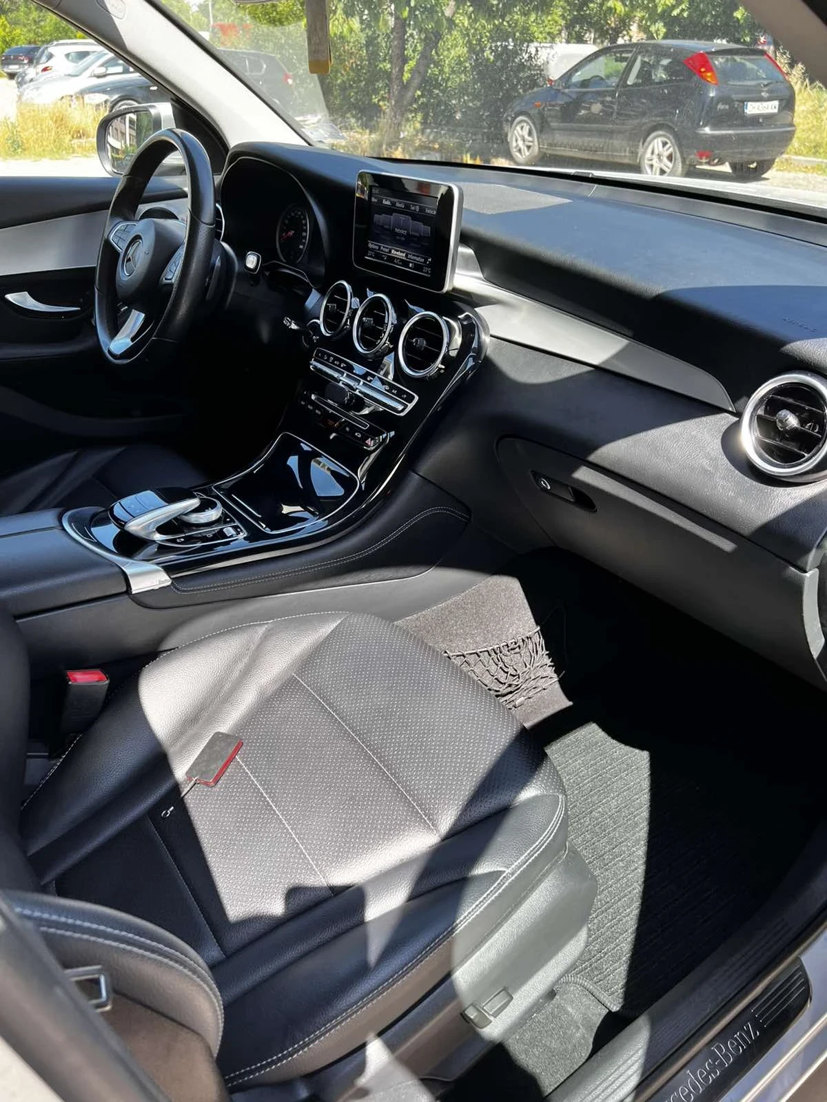 Mercedes-Benz GLC 220 4matic, снимка 13 - Автомобили и джипове - 54916030
