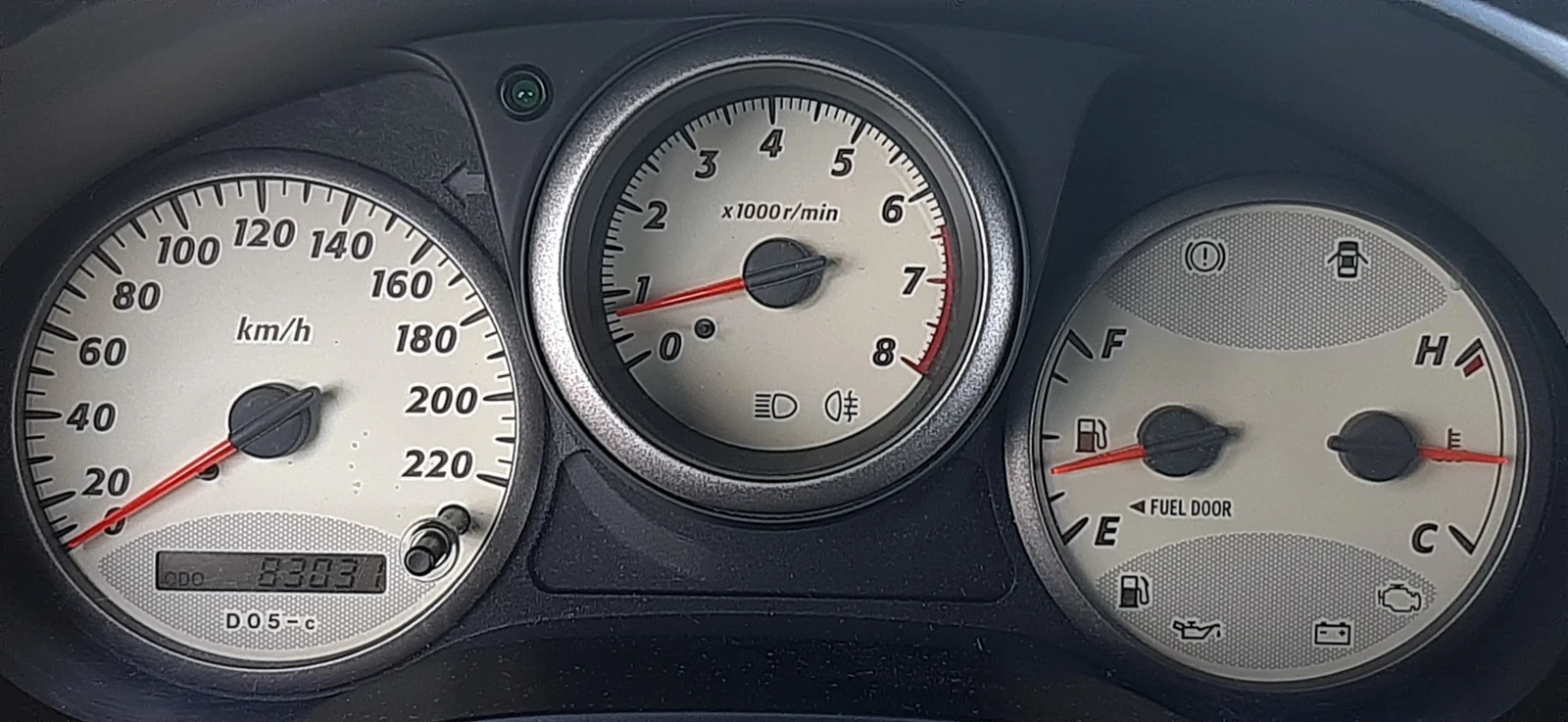 Toyota Rav4 1.8VVTi KLiMA 83000км, снимка 14 - Автомобили и джипове - 54982673