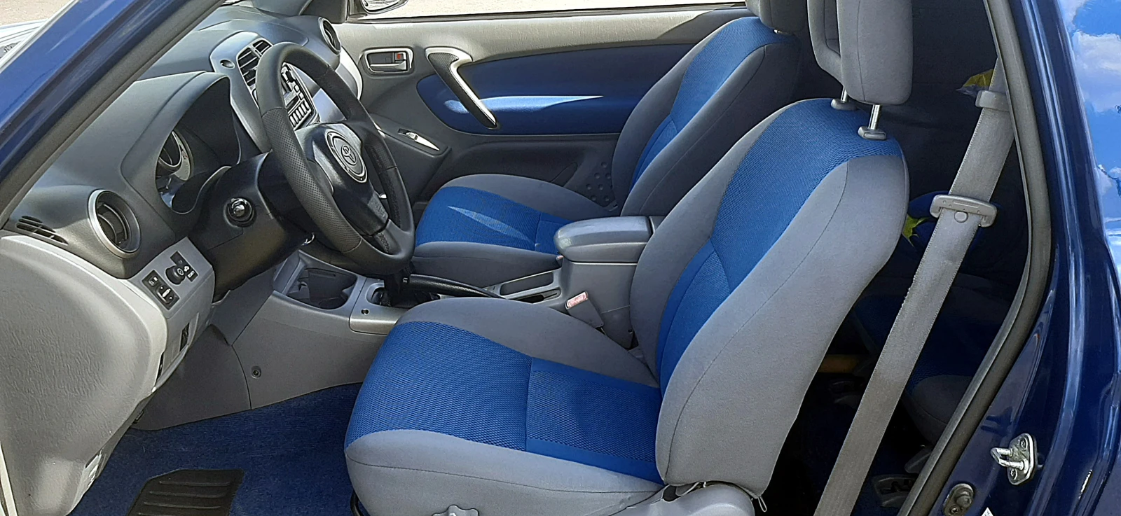 Toyota Rav4 1.8VVTi KLiMA 83000км, снимка 9 - Автомобили и джипове - 54982673