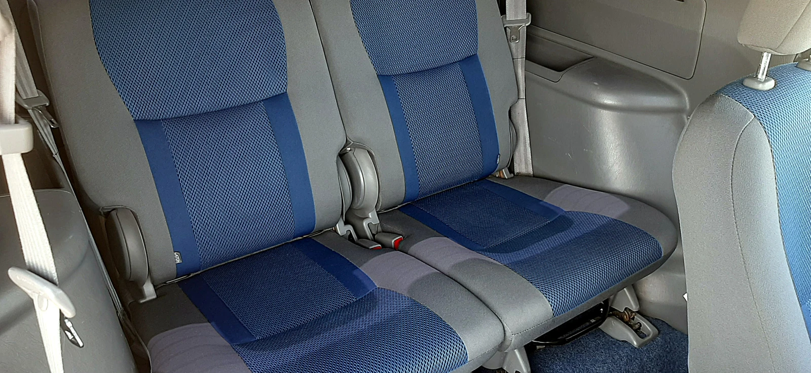 Toyota Rav4 1.8VVTi KLiMA 83000км, снимка 13 - Автомобили и джипове - 54982673