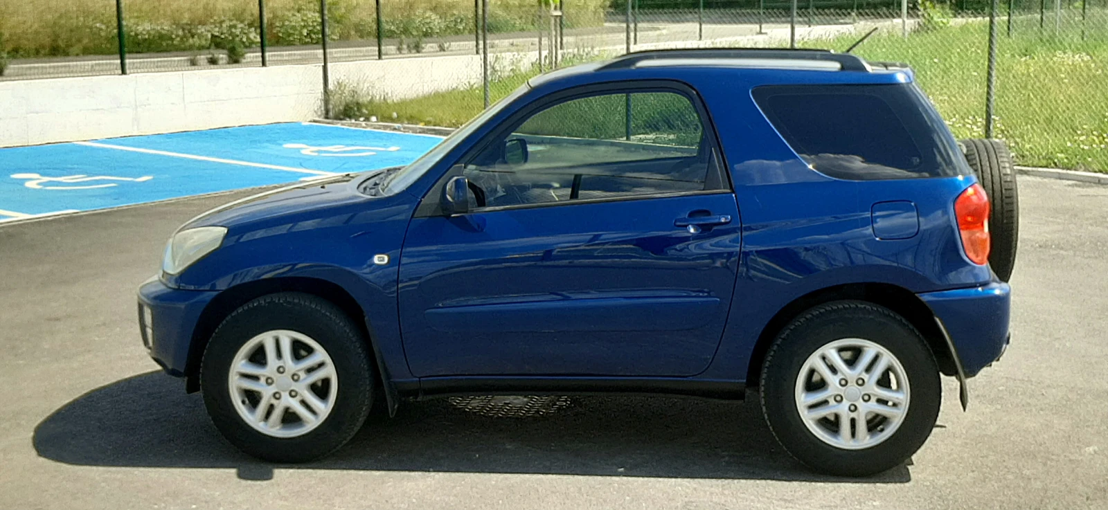 Toyota Rav4 1.8VVTi KLiMA 83000км, снимка 4 - Автомобили и джипове - 54982673