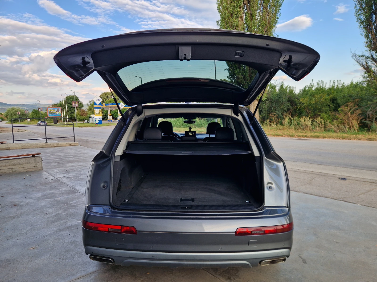 Audi Q7 Лизинг/Бартер 3.0d , снимка 5 - Автомобили и джипове - 55400876